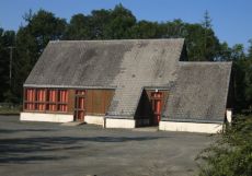 village_louin_04.jpg