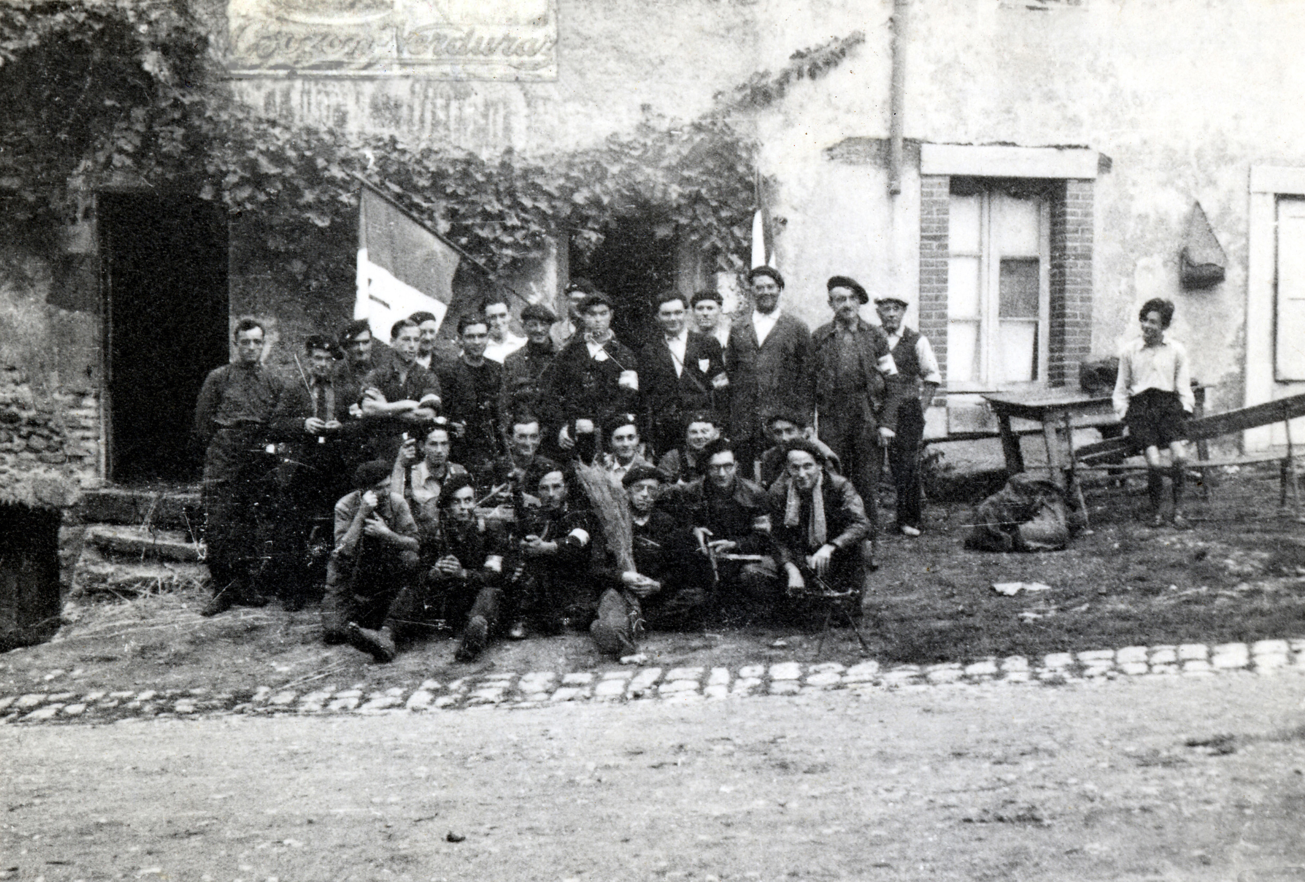 DAMMARIE-sur-LOING Ets de MACONNERIE "BRECIE" en 1944 45 
